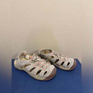 G.H. Bass Delaney Women’s Leather Beige Brown Sandal Sz 7 1104609 hiking fishing